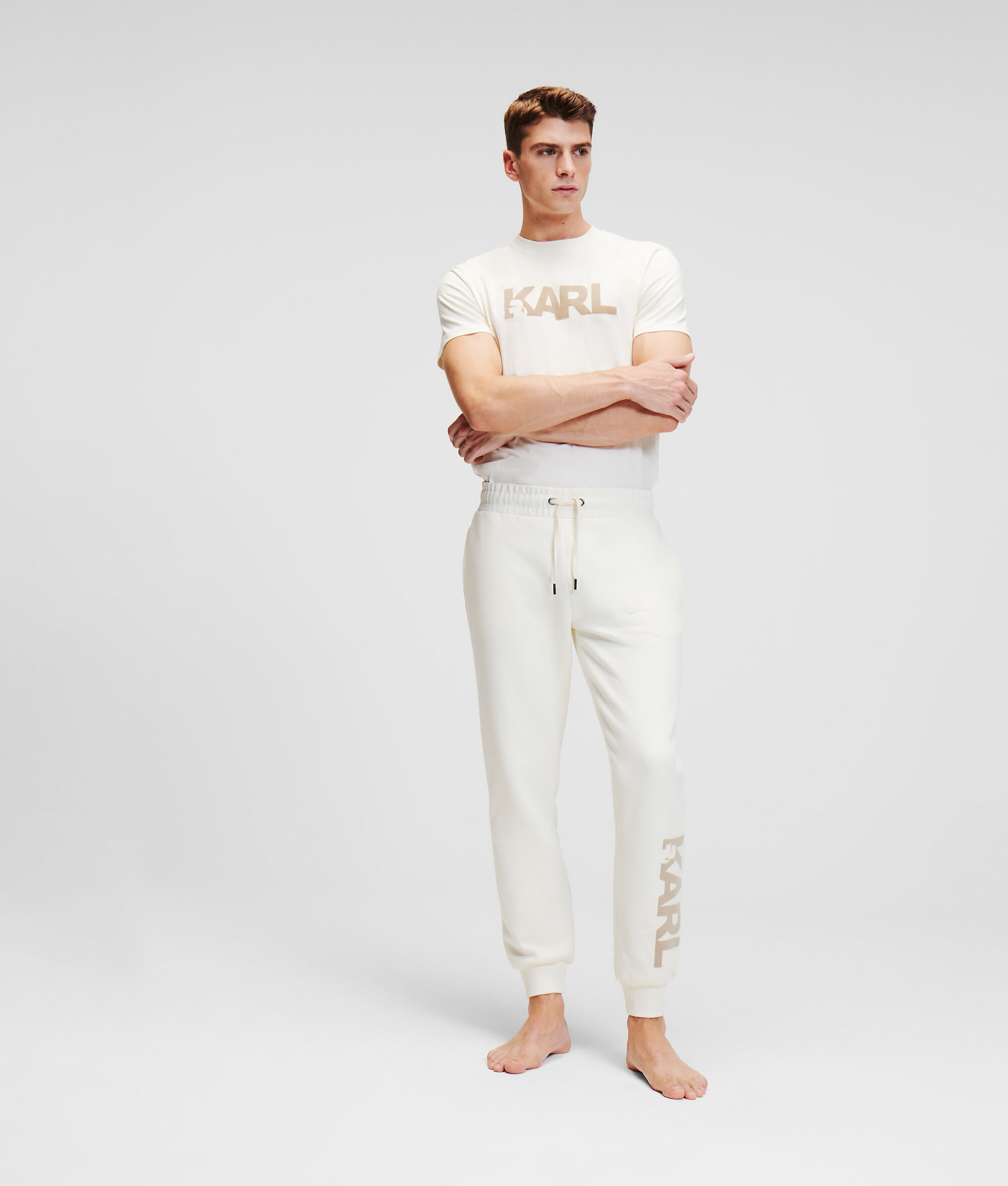 (image for) High-Quality FLOCK KARL LOGO SWEATPANTS